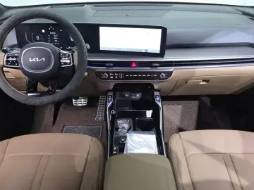 2024 Kia Sorento с пробегом 31 141 км