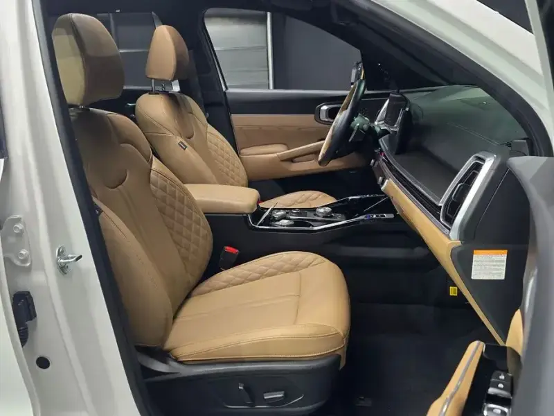 2024 Kia Sorento с пробегом 37 505 км