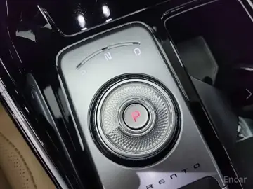 2024 Kia Sorento с пробегом 30 664 км