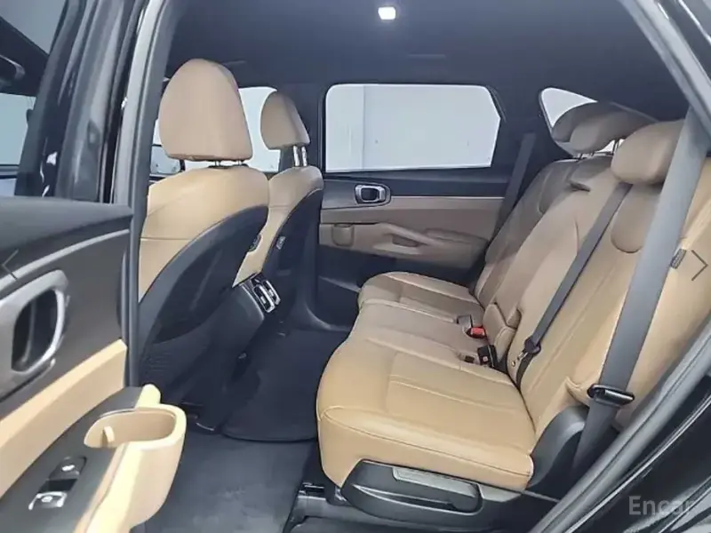 2024 Kia Sorento с пробегом 30 664 км