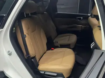 2024 Kia Sorento с пробегом 37 505 км