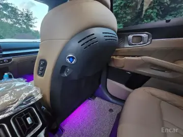 2025 Kia Sorento с пробегом 5 446 км