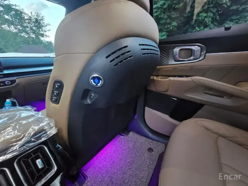 2025 Kia Sorento с пробегом 5 446 км