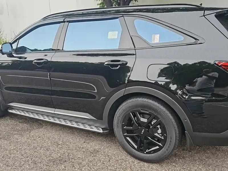 2025 Kia Sorento с пробегом 5 446 км