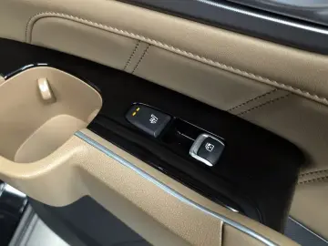 2024 Kia Sorento с пробегом 42 318 км