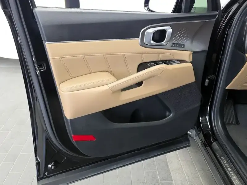 2024 Kia Sorento с пробегом 42 318 км