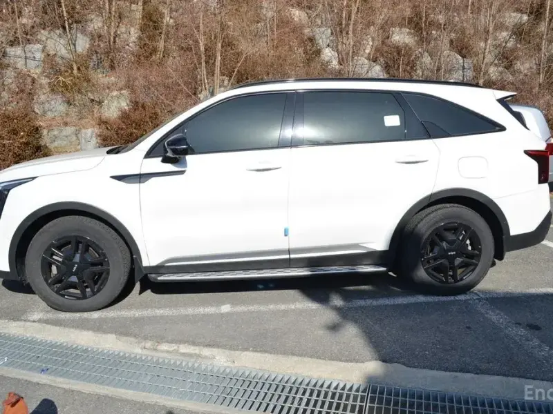 2023 Kia Sorento с пробегом 35 496 км