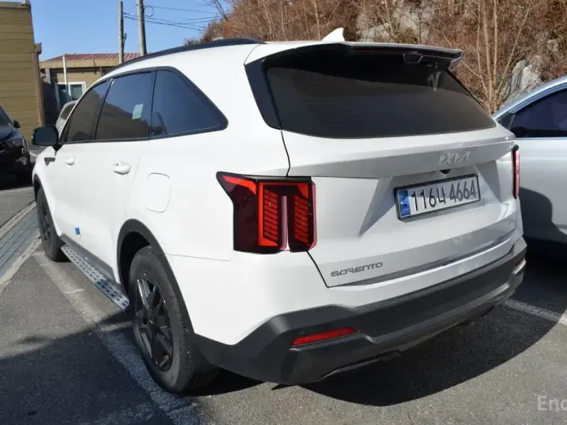2023 Kia Sorento с пробегом 35 496 км