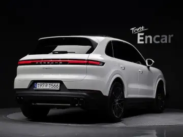 2024 Porsche Cayenne с пробегом 10 644 км