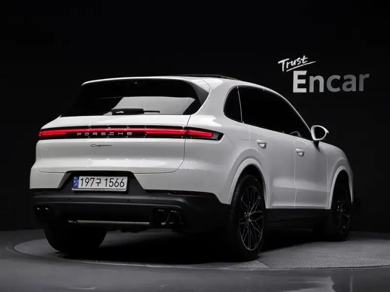 2024 Porsche Cayenne с пробегом 10 644 км