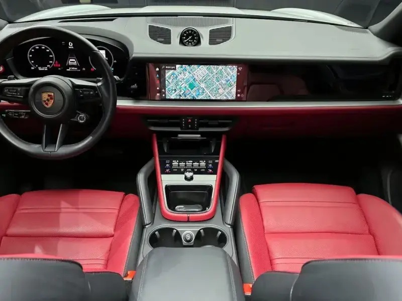 2024 Porsche Cayenne с пробегом 10 644 км