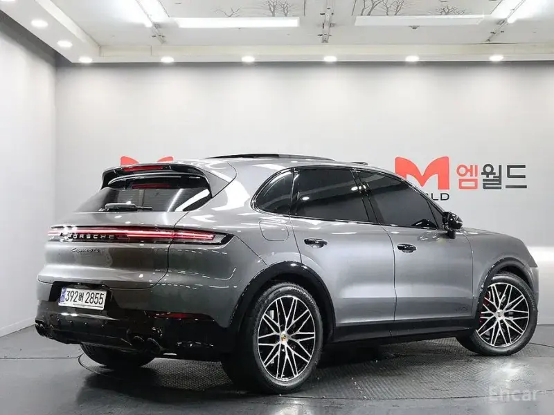 2025 Porsche Cayenne с пробегом 6 410 км