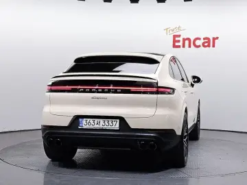2024 Porsche Cayenne с пробегом 8 664 км