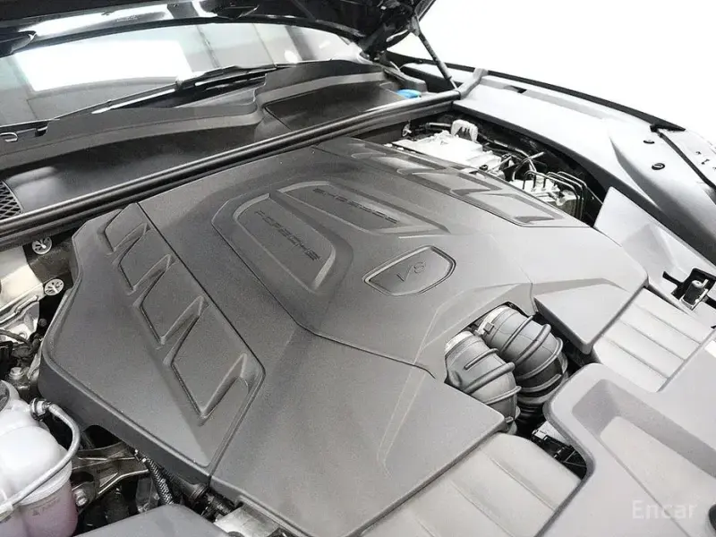 2025 Porsche Cayenne с пробегом 6 410 км