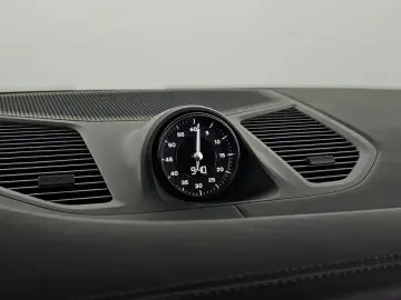 2024 Porsche Cayenne с пробегом 8 664 км
