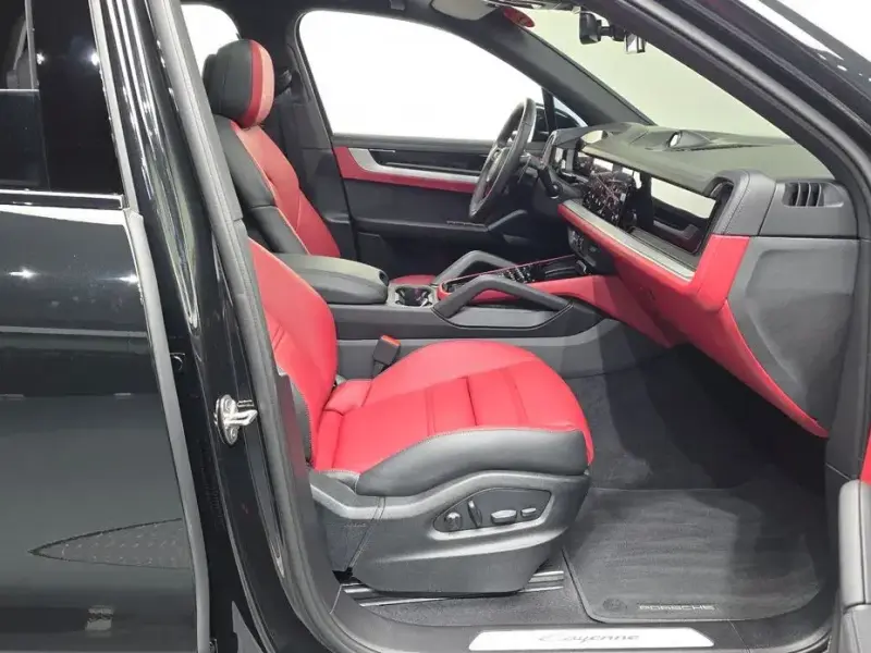 2024 Porsche Cayenne с пробегом 10 927 км
