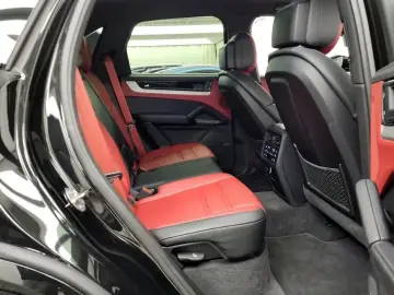 2024 Porsche Cayenne с пробегом 31 027 км