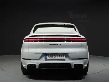 2025 Porsche Cayenne с пробегом 4 186 км