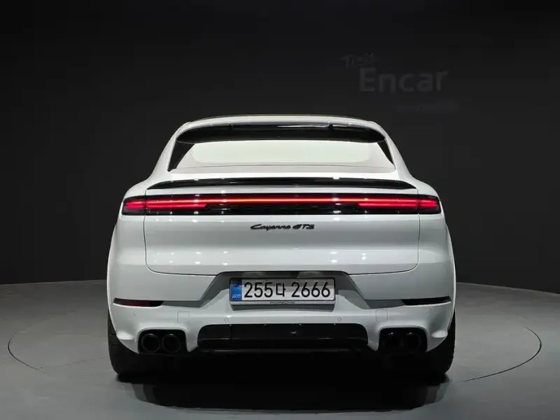2025 Porsche Cayenne с пробегом 4 186 км