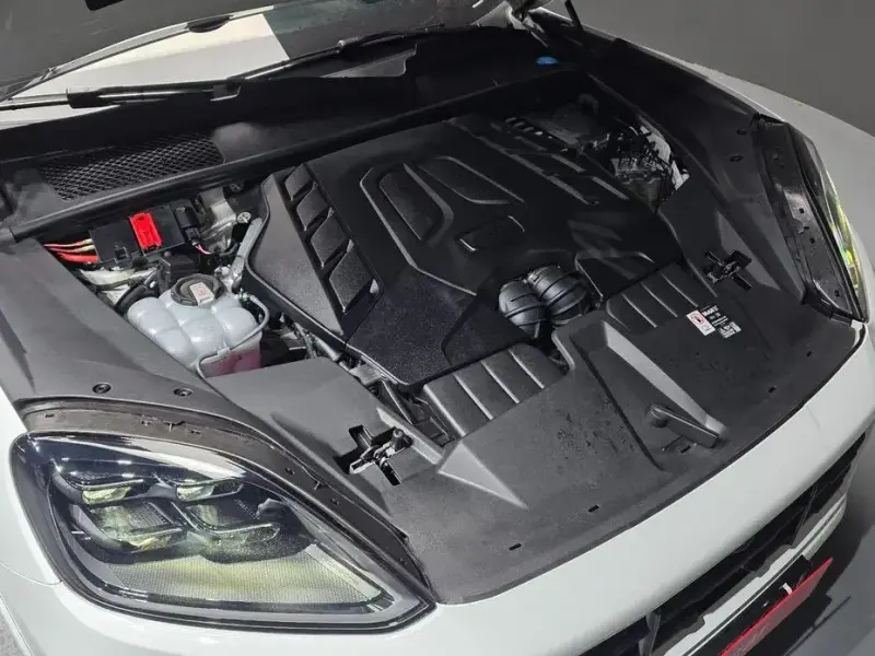2025 Porsche Cayenne с пробегом 4 186 км