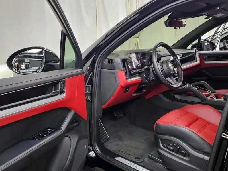 2024 Porsche Cayenne с пробегом 13 858 км