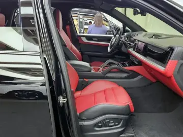 2024 Porsche Cayenne с пробегом 13 858 км