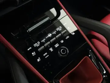 2024 Porsche Cayenne с пробегом 13 858 км