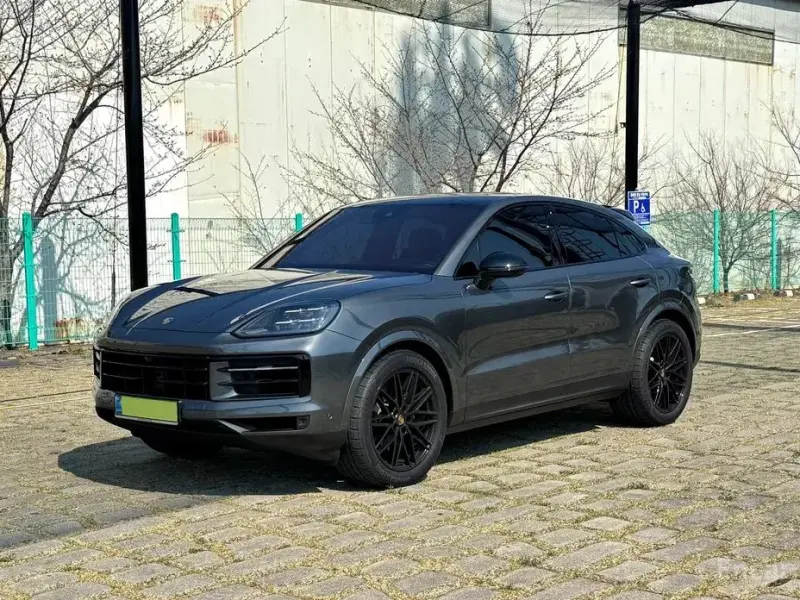 2024 Porsche Cayenne с пробегом 12 500 км