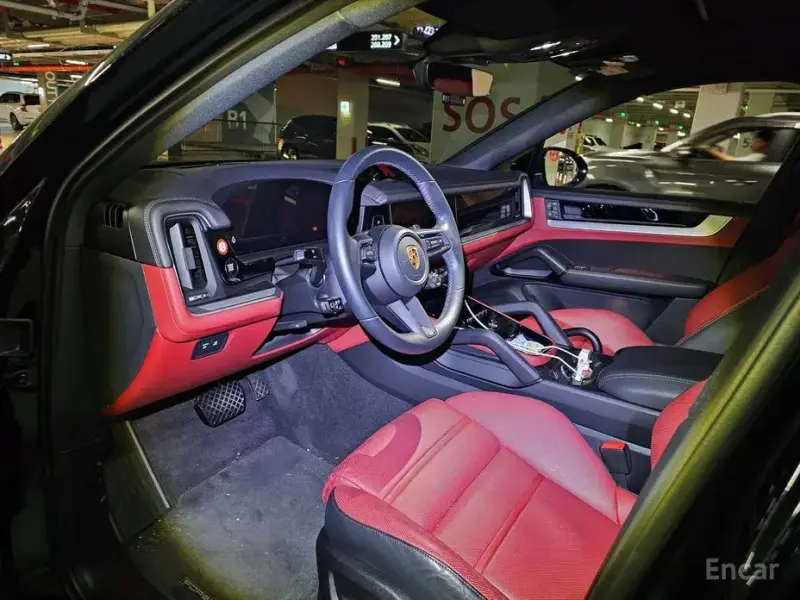 2024 Porsche Cayenne с пробегом 15 500 км