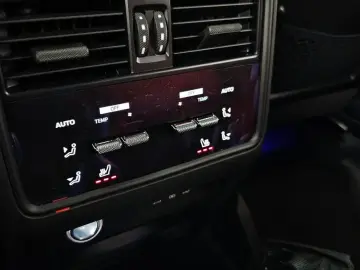 2024 Porsche Cayenne с пробегом 4 165 км