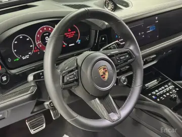 2025 Porsche Cayenne с пробегом 8 200 км
