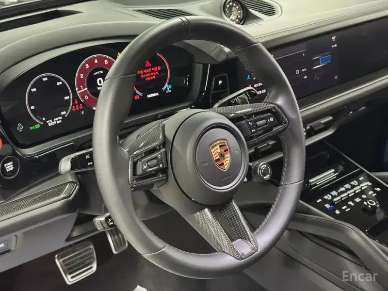 2025 Porsche Cayenne с пробегом 8 200 км