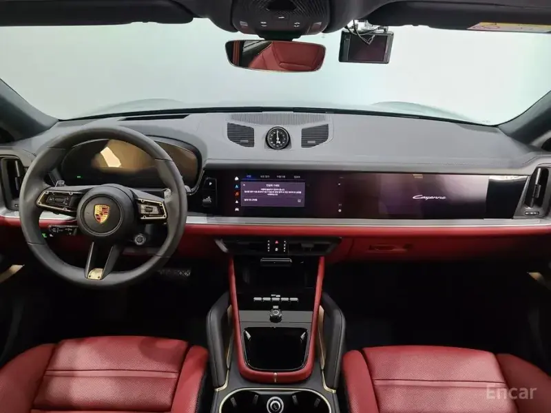 2025 Porsche Cayenne с пробегом 27 330 км