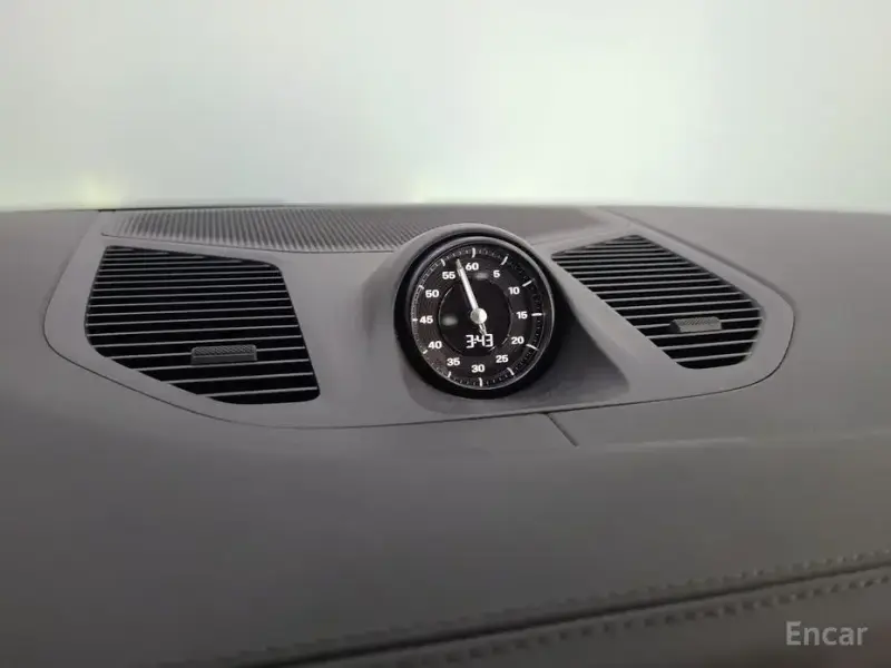 2025 Porsche Cayenne с пробегом 27 330 км