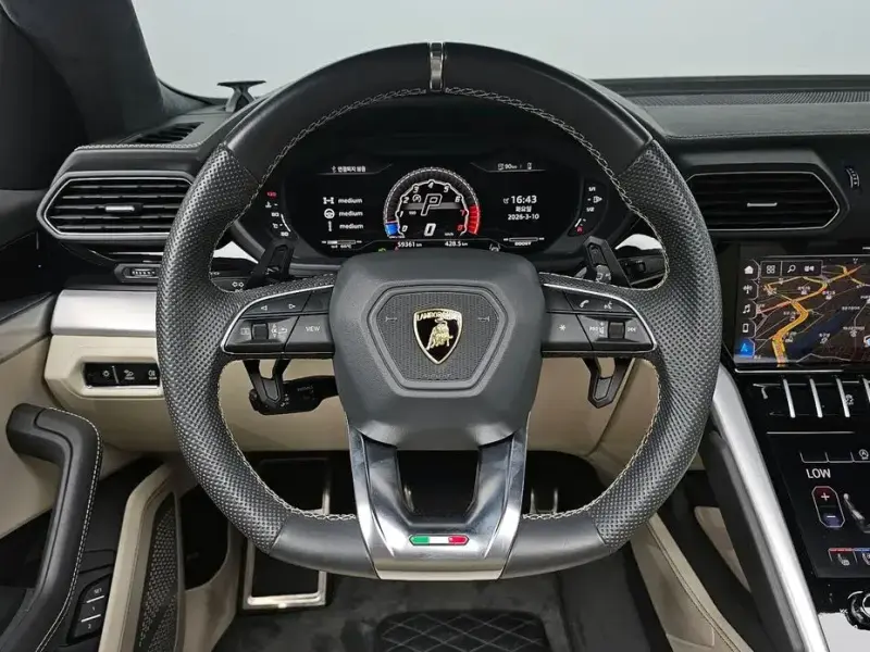 2020 Lamborghini Urus с пробегом 59 361 км