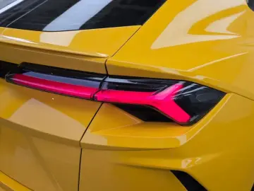 2019 Lamborghini Urus с пробегом 8 335 км