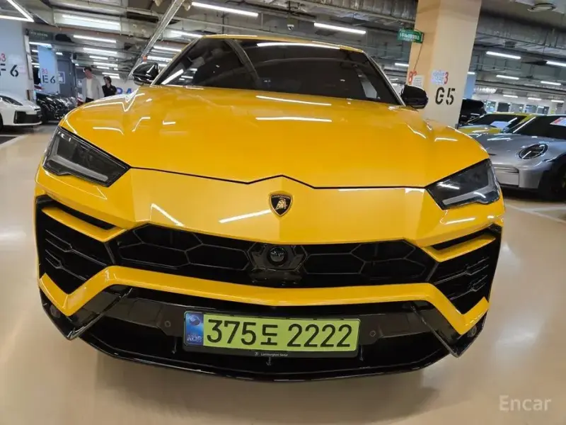 2022 Lamborghini Urus с пробегом 21 132 км