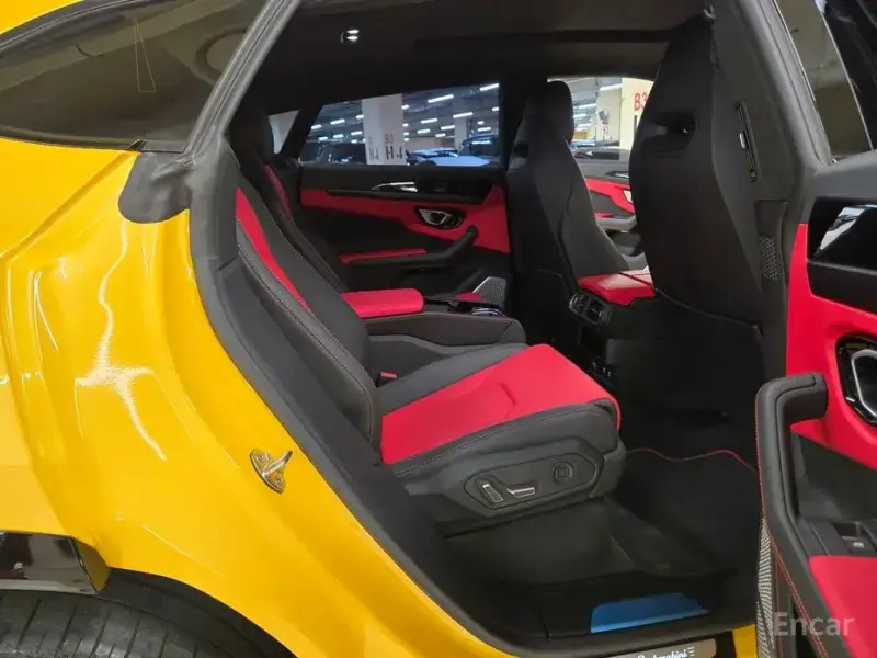 2022 Lamborghini Urus с пробегом 21 132 км