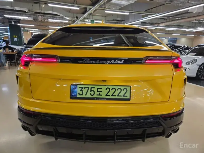 2022 Lamborghini Urus с пробегом 21 132 км