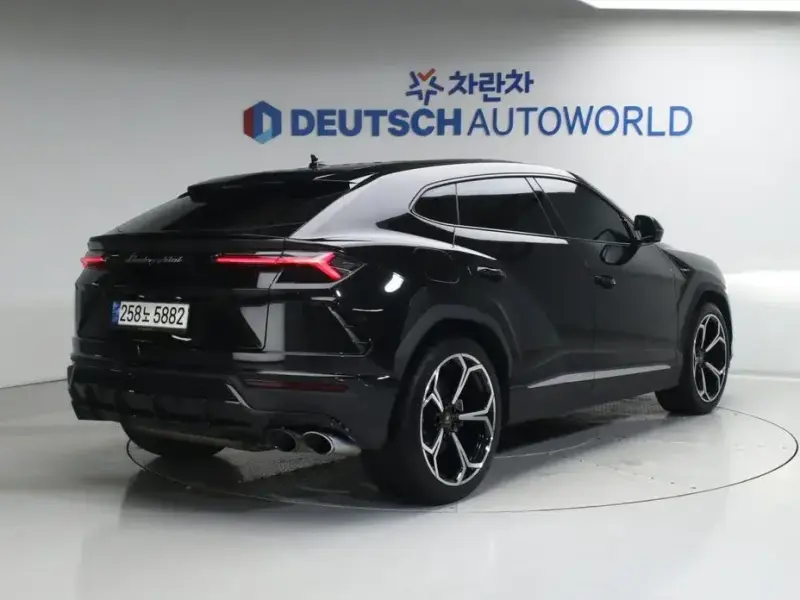 2021 Lamborghini Urus с пробегом 56 479 км