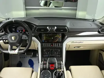 2021 Lamborghini Urus с пробегом 56 479 км