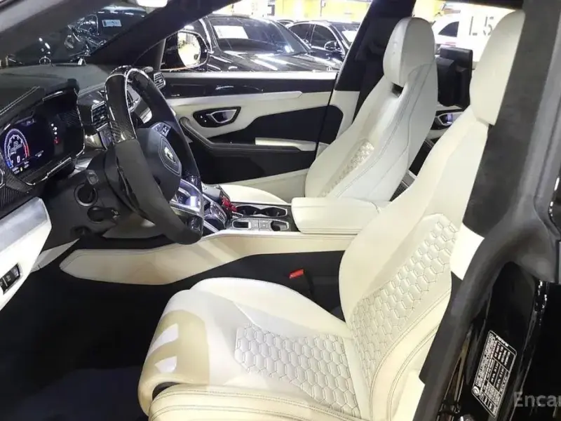 2019 Lamborghini Urus с пробегом 16 000 км