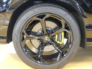 2019 Lamborghini Urus с пробегом 16 000 км