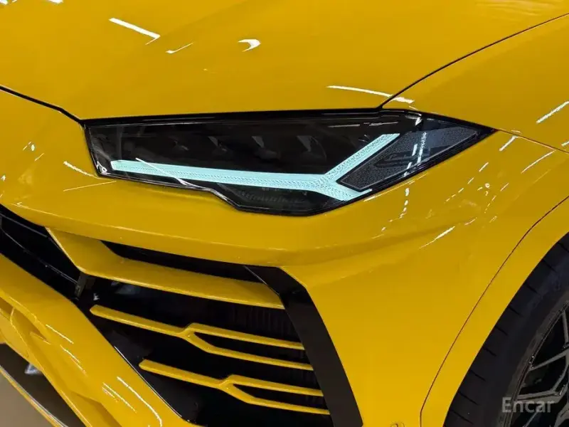 2020 Lamborghini Urus с пробегом 7 000 км