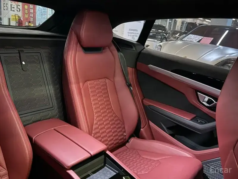 2020 Lamborghini Urus с пробегом 7 000 км