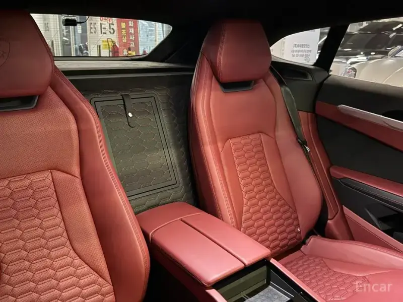 2020 Lamborghini Urus с пробегом 7 000 км