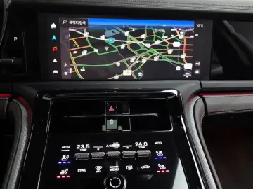 2025 Porsche Panamera с пробегом 5 356 км