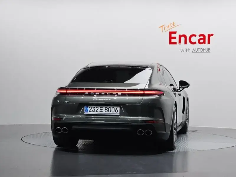 2024 Porsche Panamera с пробегом 4 657 км
