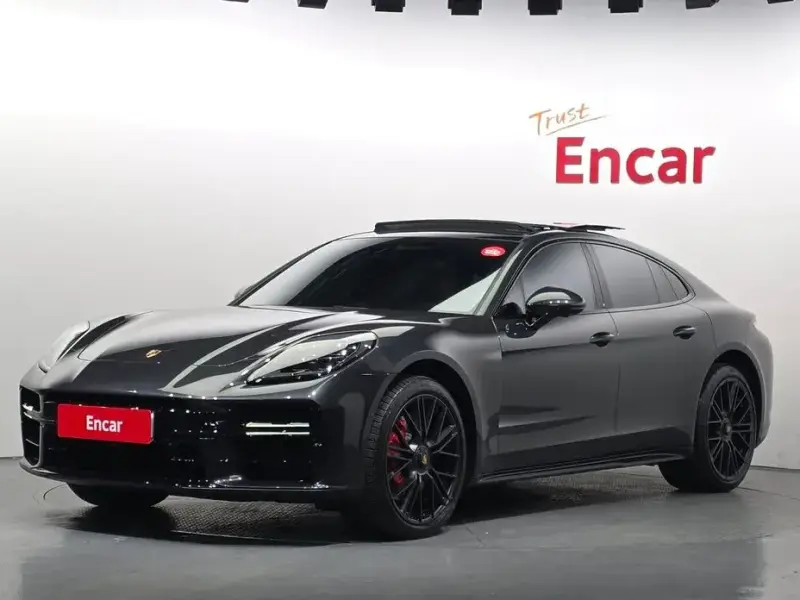 2025 Porsche Panamera с пробегом 2 854 км