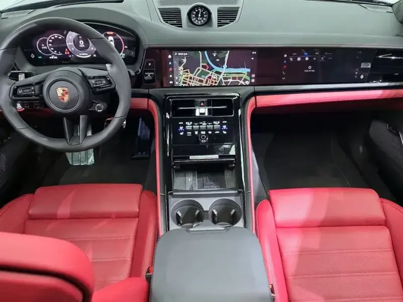2025 Porsche Panamera с пробегом 2 854 км